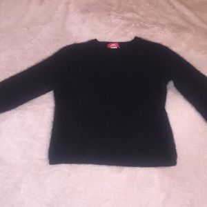 Black cashmere long sleeve top